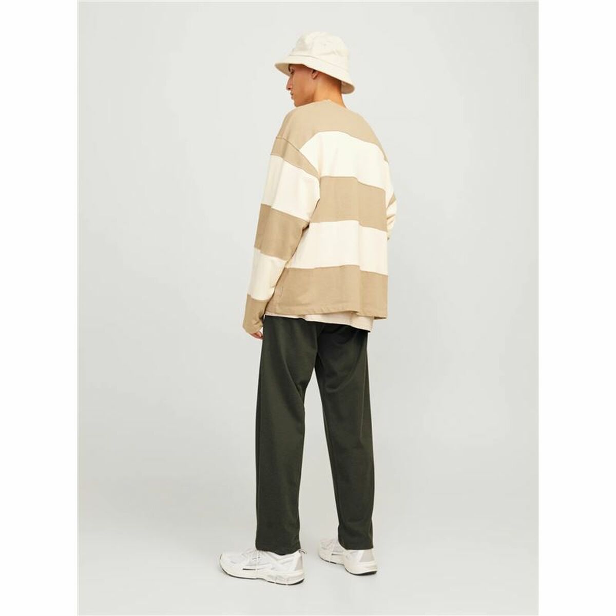 V7H6359587ECA602C05F325E59A5A9E11DDR5488631P4